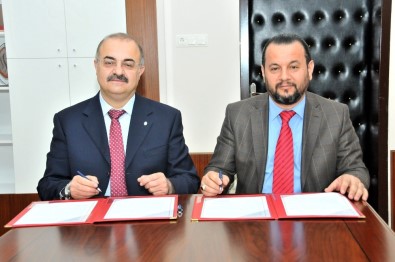 KMÜ İle İTÜ-KKTC Arasında İşbirliği Protokolü İmzalandı