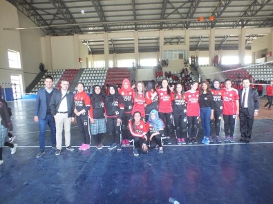 Malazgirt'te Voleybol Turnuvası