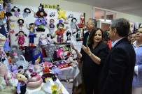 CEM SEYMEN - Aşağısöğütönü Belde Evi Kursiyerleri El Emeği Ürünlerini Sergilediler