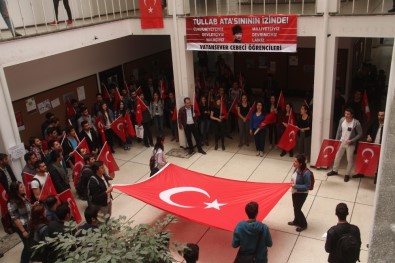 AÜ Cebeci Kampüsü'nde 'Atatürk Ve Bayrak' Yürüyüşü