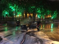 Başkent'te Seyir Halindeki Otomobil Alev Alev Yandı