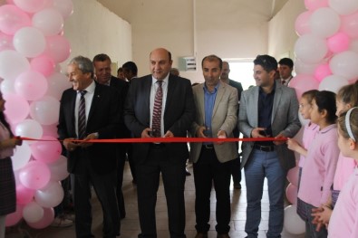 Hisarcık Beşevler Ortaokulu'nda TÜBİTAK Destekli 4006 Bilim Fuarı Açıldı