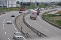 EDREMİT KÖRFEZİ - Bursa-İzmir Yolunda 3 Günlük Tatil Yoğunluğu