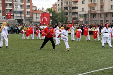 Develi'de 19 Mayıs Atatürk'ü Anma, Gençlik Ve Spor Bayramı Kutlamaları