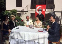 ESRA ÇEVIK - Edirne Belediye Başkanı Gürkan Dünyaevine Girdi