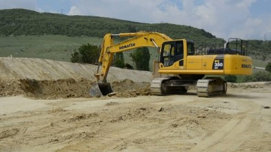 Emet'in Köy Yollarında Bakım, Onarım Ve Sıcak Asfalt Çalışmaları
