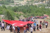 Hakkari'de Asker Ve Vatandaş 19 Mayıs İçin Yürüdü