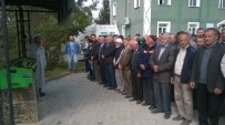 ORHAN ÖZALP - AKP'li Belediye Meclis Üyesi Özdemir'in Baba Acısı