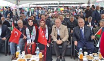 SEYFETTIN AZIZOĞLU - Atatürk Üniversitesi Rektörü Prof. Dr. Ömer Çomaklı Yabancı Uyruklu Öğrencileri Yalnız Bırakmadı