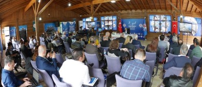 Başkan Gümrükçüoğlu, Büyükşehir'in 3. Yılını Değerlendirdi