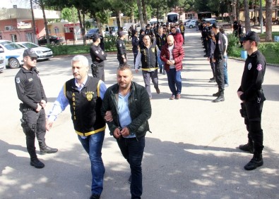 Dolandırdı, Kayınvalide Hesabına Yatırdı Ancak Polisten Kaçıramadı