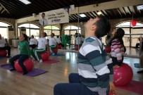 YOGA EĞİTMENİ - Engelleri Yoga Ve Pilates Yaparak Aşıyorlar