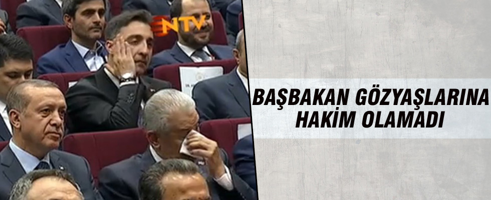 Erdoğan imzayı attı, Yıldırım gözyaşlarına hakim olamadı