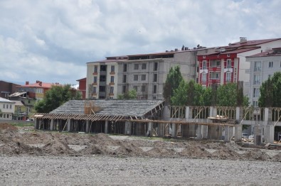 Kars Şehir Stadının Yapımı Yılan Hikayesine Döndü