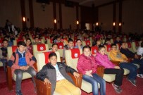 DEVLET TIYATROLARı - Minik Yürekler İlk Kez Tiyatro İle Buluştu