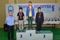 YILDIRIM BELEDİYESİ - Satranç Turnuvasında Yıldırım Rüzgarı