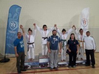 CIHANGIR - Yunusemreli Judocular Nevşehir Yolcusu