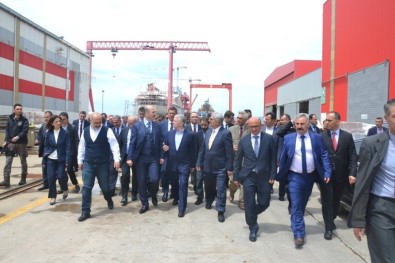 Bakan Soylu'dan Tersane Ziyareti