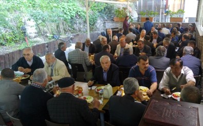 Kdz. Ereğli'de AK Partililer Sabah Kahvaltısında Buluştu