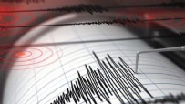 DEPREM ANI - KKTC 4.1 büyüklüğünde depremle sallandı