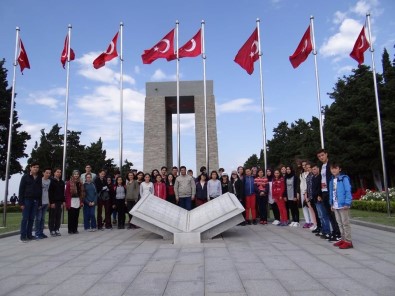 Vezirhan Belediyesi'nden Öğrencilere Çanakkale Gezisi