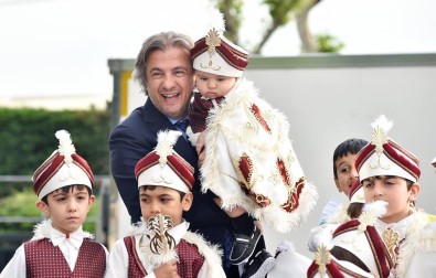 Beyoğlu'nda Sünnet Coşkusu