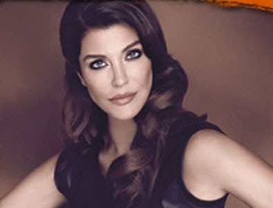 Deniz Akkaya'ya saldırı