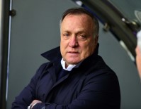 DICK ADVOCAAT - Advocaat topu Yıldırım'a attı