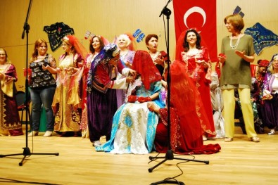 İtalya'ya Özel Kına Gecesi