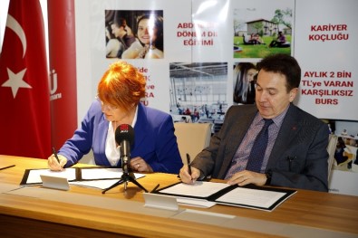 AGÜ İle KİGDER Arasında 'Mentörlük Protokolü' İmzalandı