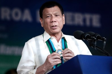 Duterte Manchester'daki Terör Saldırısını Kınadı