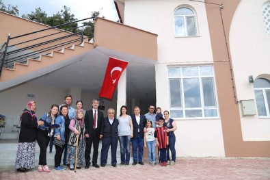 Yunusdere Camii Dualarla Hizmete Açıldı