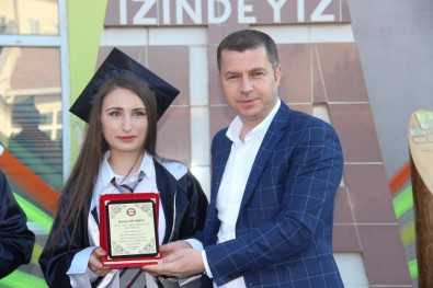 Çan Anadolu Lisesi 128 Öğrenciyi Mezun Etti