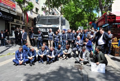 CHP'li Vekiller Oturma Eylemine Başladı