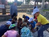 İSKENDER YÖNDEN - Didimli Öğrenciler Arkeolojik Kazı Yaparak Müzeler Haftasını Kutladı