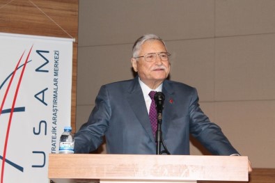 Erciyes Üniversitesinde 'Darbeler Ve Yeni Türkiye' Konferansı