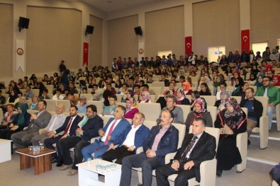 Seydişehir'de Yarışmada Dereceye Girenlere Ödülleri Verildi