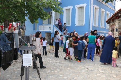 Turgutlu'nun Kent Müzesi'ne Ziyaretçi Akını