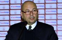 SAVAŞÇı - 'Türkiye'den En Çok Forma Satan Açık Ara Galatasaray'