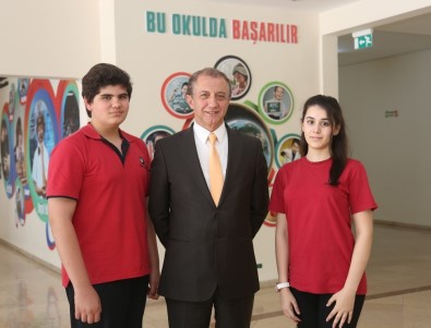Türkiye'nin En İyi İngilizce Konuşan Öğrencileri İhlas Kolejinden