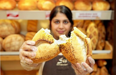 Yılda 2,5 Milyar TL'lik Ekmek Çöpe Atılıyor