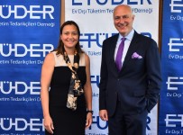 FAST FOOD - Avrupalılar Ev Dışında Bizden 8 Kat Fazla Tüketiyor