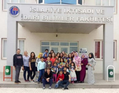 GAÜN Öğrencilerinden 'O Köy Bizim Köyümüzdür' Projesi