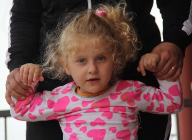 Onu Ayağa Kaldıran Ayakkabısı Çalındı