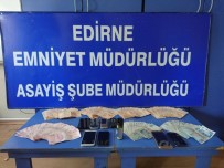 56 Bin Lirasını Sahte Savcıya Kaptırdı