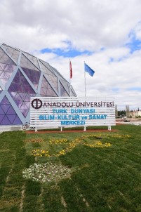Anadolu Üniversitesi Bilim, Kültür Ve Sanat Merkezi'ne Rekor Ziyaret
