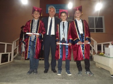 Daday Atatürk Ortaokulu Öğrencilerinden Yılsonu Gösterisi
