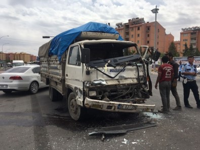 Şanlıurfa'da Trafik Kazası Açıklaması 1 Yaralı