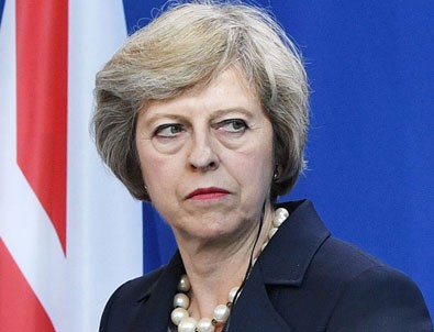 Theresa May'den terörle mücadelede sosyal medya uyarısı