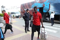 RECEP KıVRAK - Trabzonspor, İstanbul'a Gitti